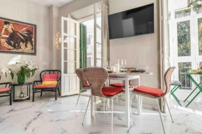 Central & authentic apartment with balcony by REMS